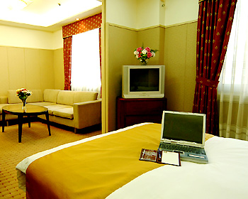 Suite Room 02